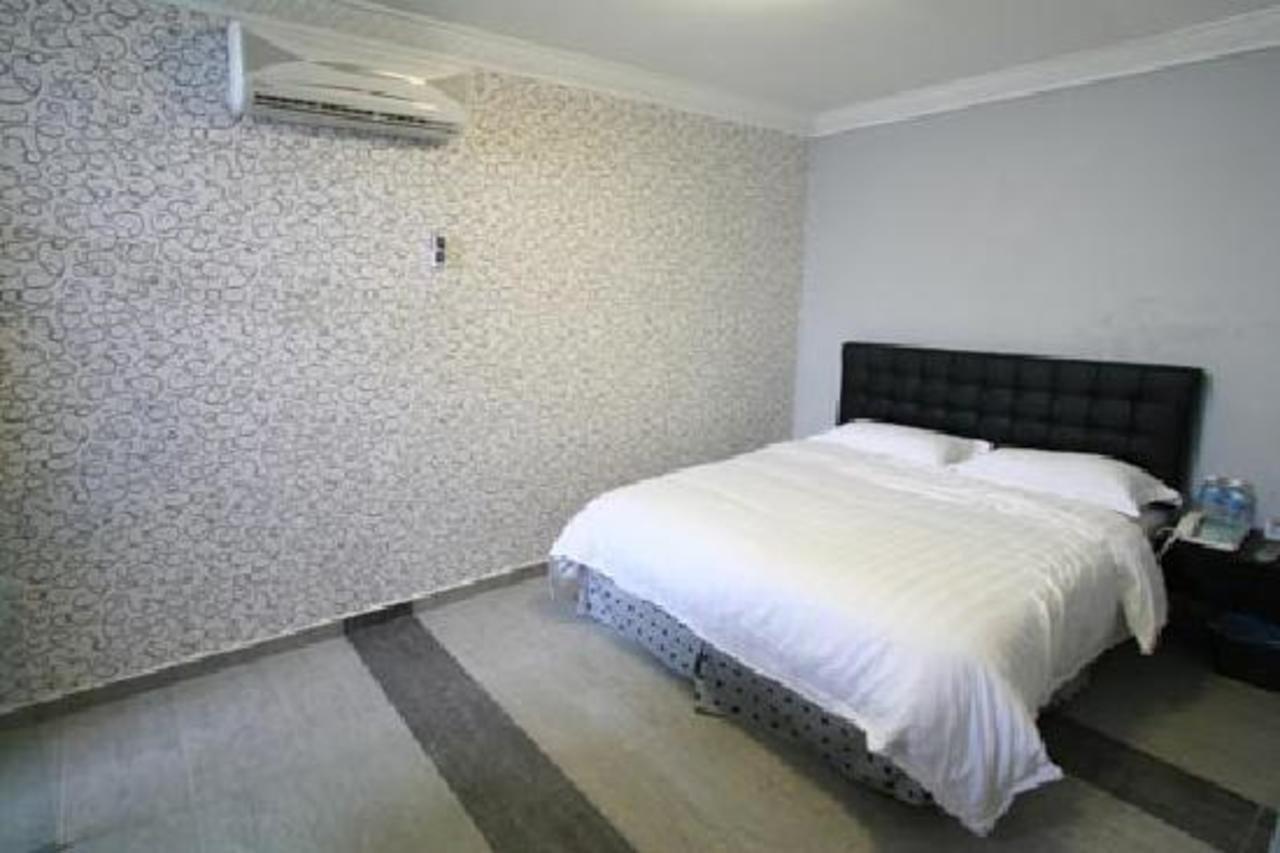 T Hotel Johor Bahru Skudai Luaran gambar