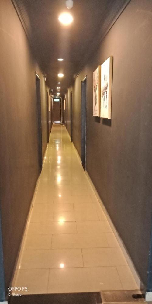 T Hotel Johor Bahru Skudai Luaran gambar
